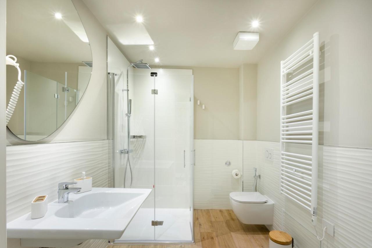 Eleonore Elegant Room Suite Gallura Cagliari Exteriör bild